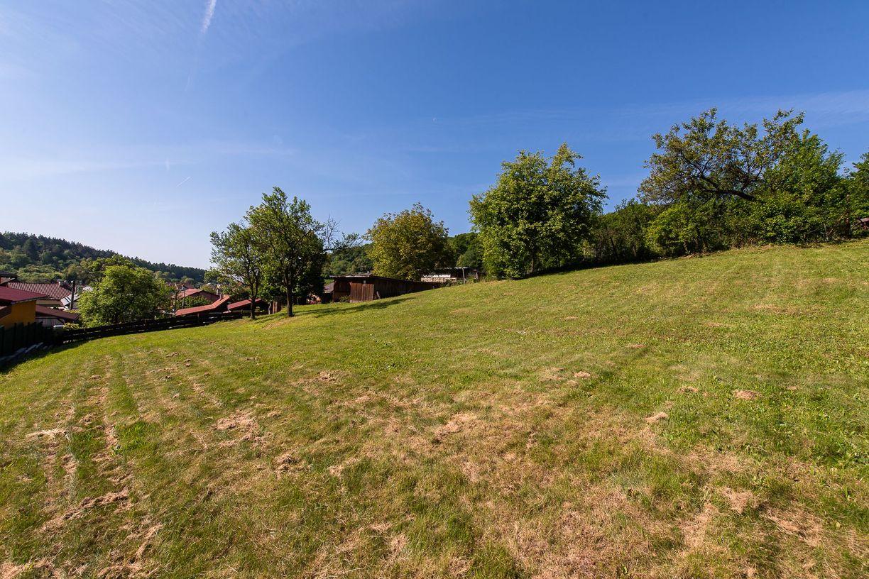 Stará Dúbrava | 1141 m² | Slnečný pozemok s výhľadom
