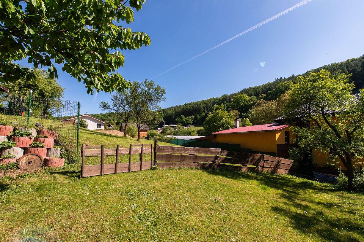 Stará Dúbrava | 1141 m² | Slnečný pozemok s výhľadom