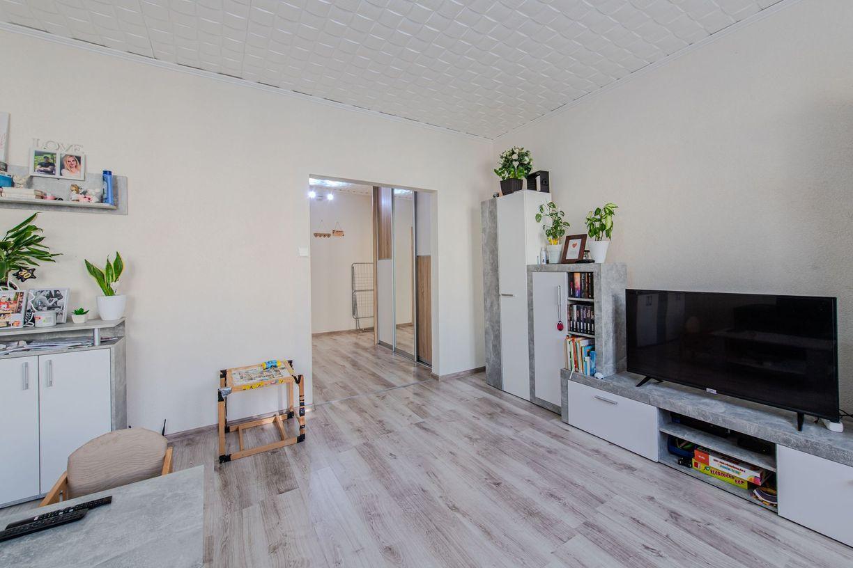 Prenájom 2-izbového bytu po kompletnej rekonštrukcii – loggia, zariadený, Sekčov – Prešov