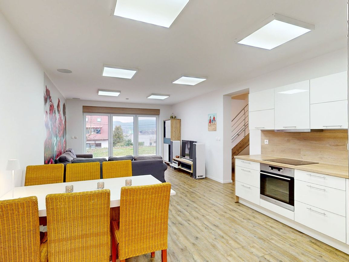 PREDAJ | 5i novostavba so záhradou a terasou – Prešov