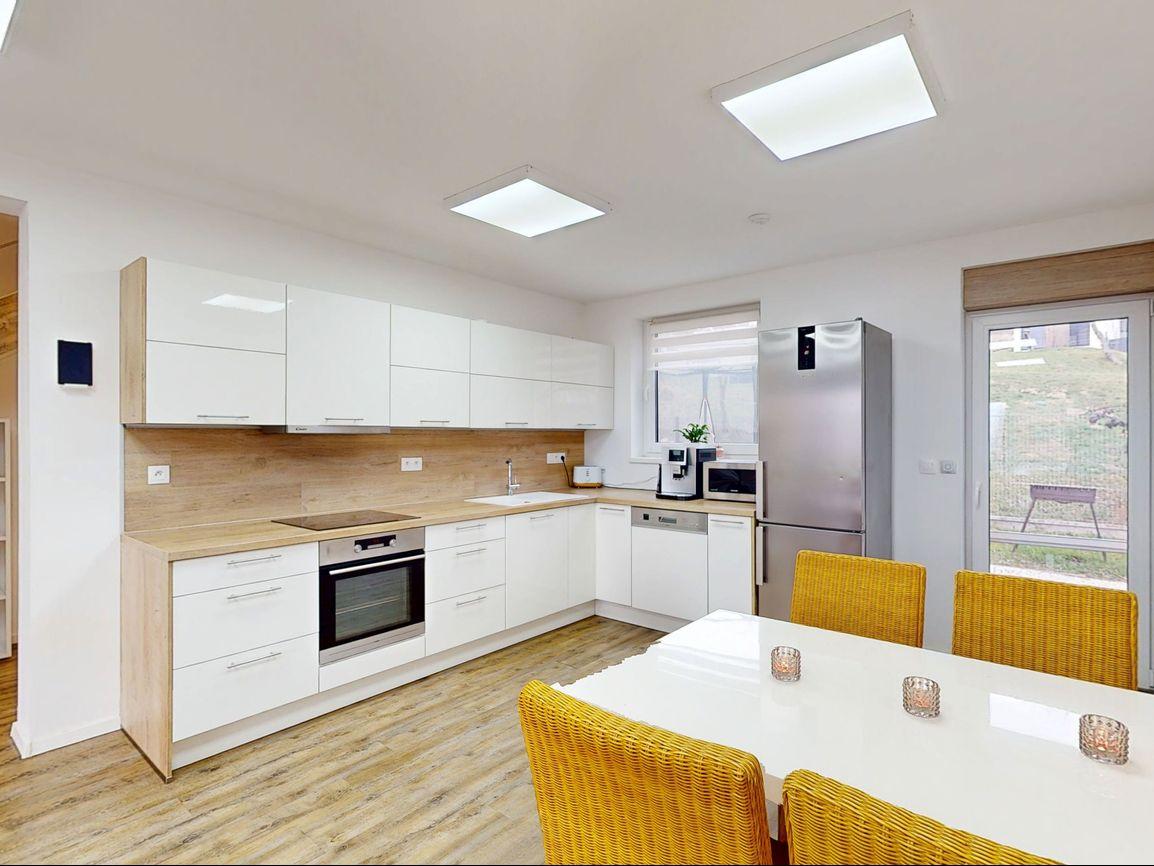 PRENÁJOM | 5i Rodinný Dom – Priestranné Izby, Záhrada, Terasa | Prešov