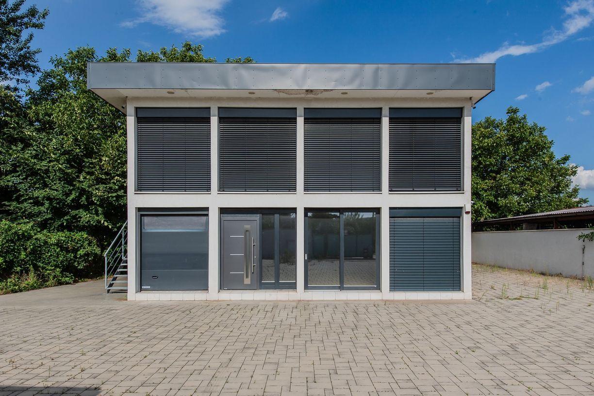 Na prenájom: Polyfunkčná modulová budova s 3 samostatnými bytmi v uzavretom a monitorovanom areáli (24/7)