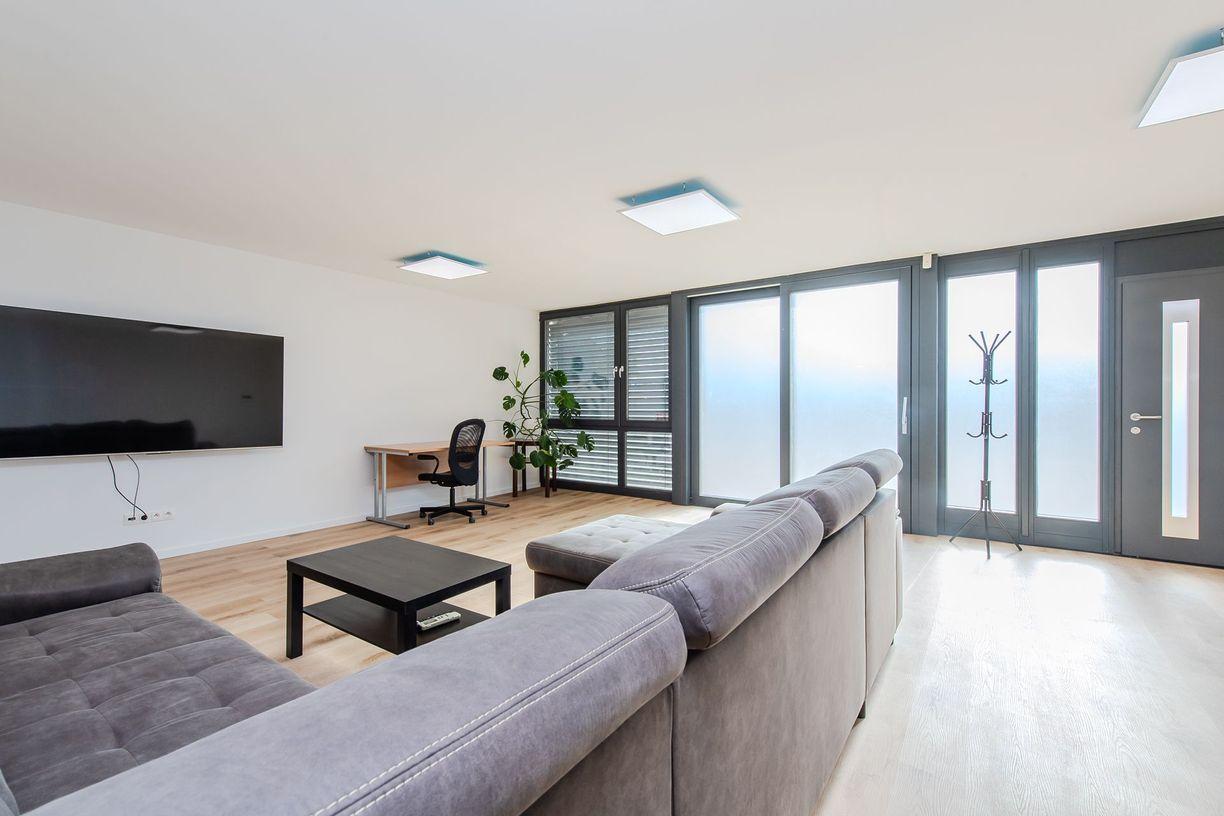 Na prenájom: Polyfunkčná modulová budova s 3 samostatnými bytmi v uzavretom a monitorovanom areáli (24/7)