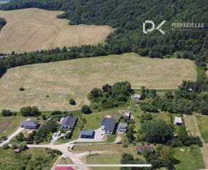 Pozemok s panoramatickým výhľadom, 6214 m² , Župčany