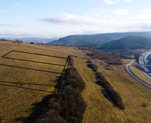 Na predaj | Pozemok 6 600 m² s priamym napojením na diaľničný obchvat Poprad – Košice