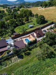 Celoročne obývateľná chata s bazénom a vlastným vodojemom v Závadke – vyšší štandard