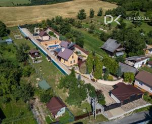 Celoročne obývateľná chata s bazénom a vlastným vodojemom v Závadke – vyšší štandard