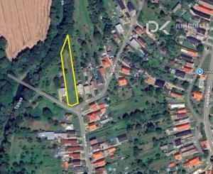 Pozemok pre rodinný dom 2035 m² v pokojnej časti Drienova