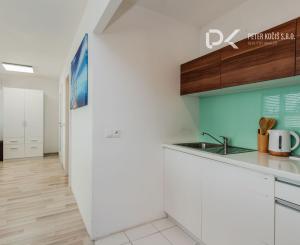 Polyfunkčná budova + 1000 m² pozemok v logistickej zóne – Ružinov (funkcia 302)