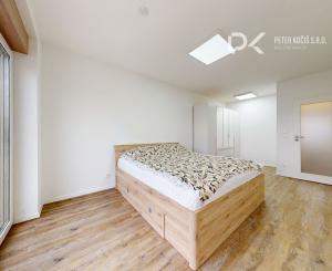 PREDAJ | 5i novostavba so záhradou a terasou – Prešov