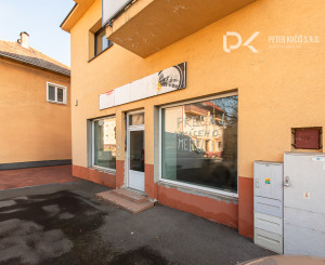 Obchodný priestor 75 m² Komenského – sklad, parkovanie