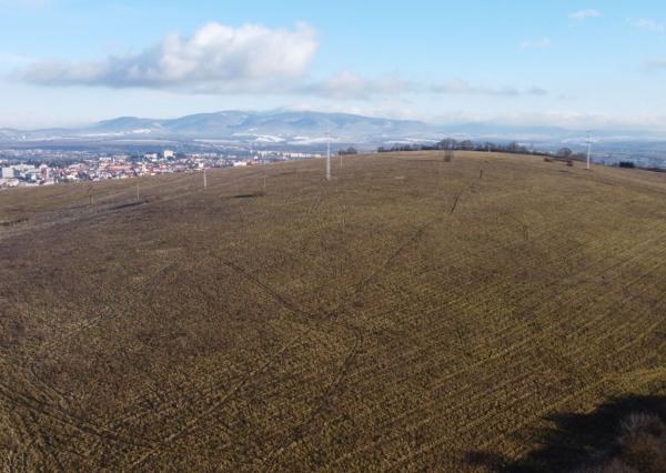 Na predaj | Pozemok 6 600 m² s priamym napojením na diaľničný obchvat Poprad – Košice