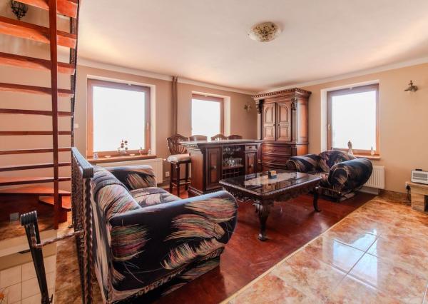 Celoročne obývateľná chata s bazénom a vlastným vodojemom v Závadke – vyšší štandard