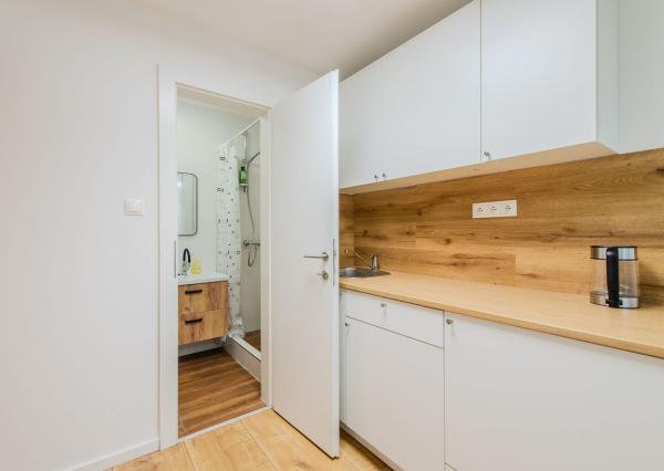 Polyfunkčná budova + 1000 m² pozemok v logistickej zóne – Ružinov (funkcia 302)