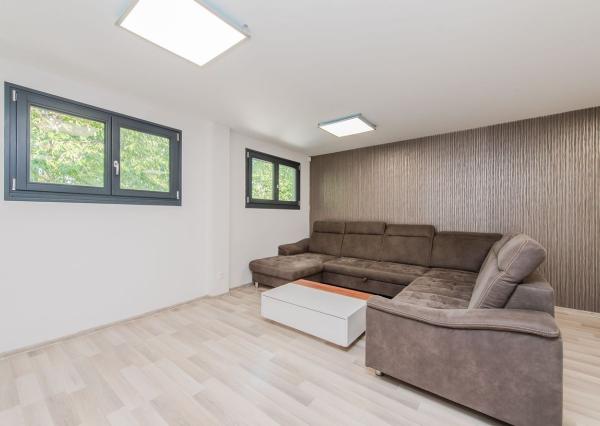 Polyfunkčná budova + 1000 m² pozemok v logistickej zóne – Ružinov (funkcia 302)