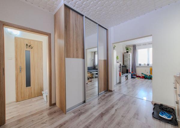 Prenájom 2-izbového bytu po kompletnej rekonštrukcii – loggia, zariadený, Sekčov – Prešov