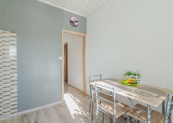 Prenájom 2-izbového bytu po kompletnej rekonštrukcii – loggia, zariadený, Sekčov – Prešov