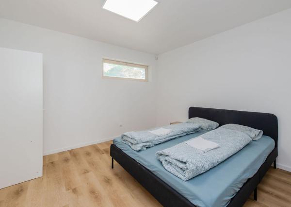 Na prenájom: Polyfunkčná modulová budova s 3 samostatnými bytmi v uzavretom a monitorovanom areáli (24/7)