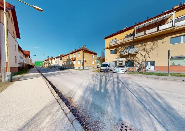 Obchodný priestor 75 m² Komenského – sklad, parkovanie